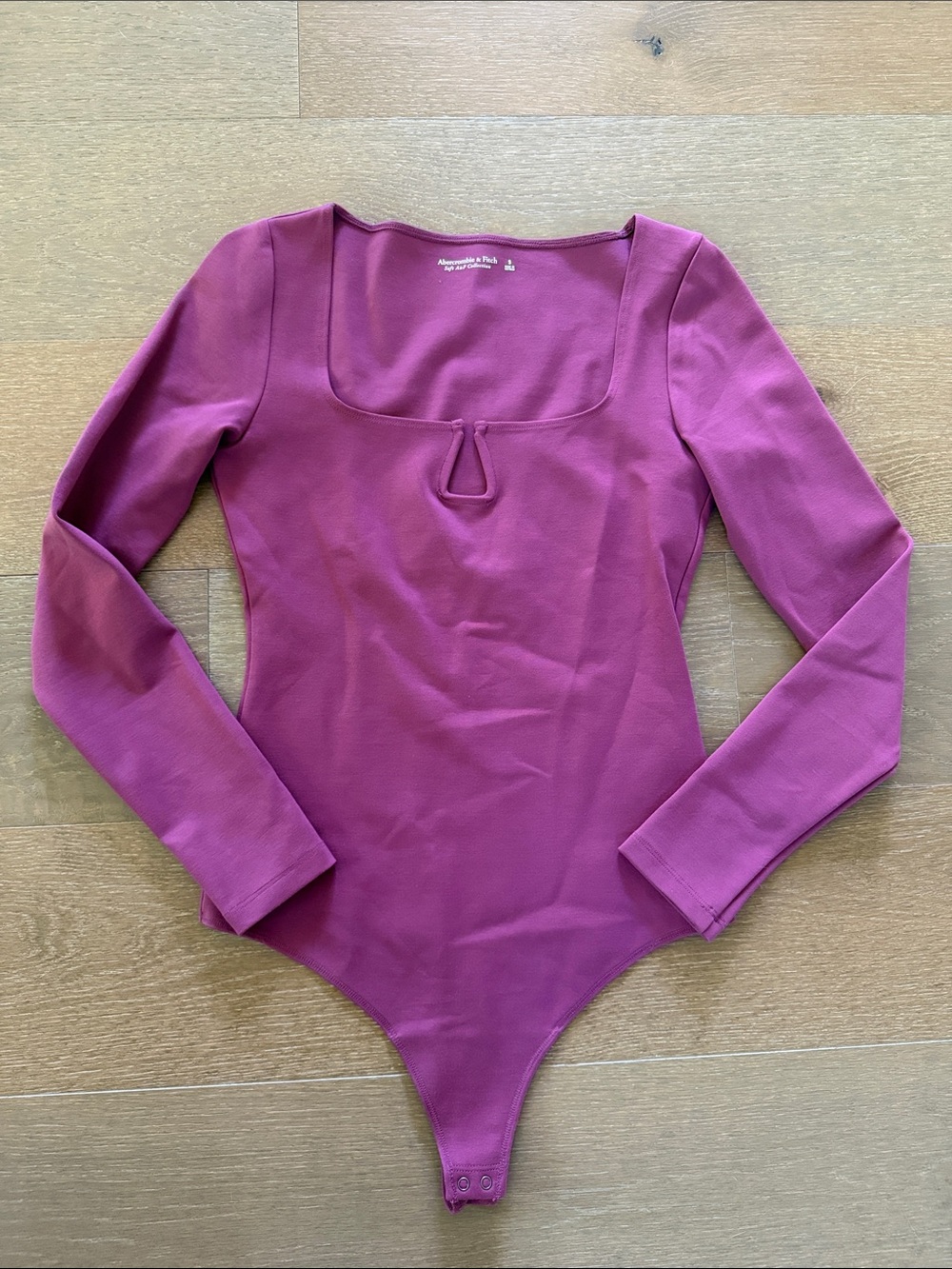 Abercrombie & Fitch Soft Matte Seamless Square Neck Long Sleeve Bodysuit | S